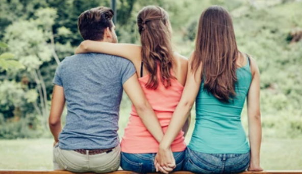 Trilogi Cinta: Genetik, Gelora, dan Dilema Perselingkuhan